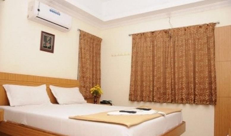 Sakthi Park Inn Chennai Exterior photo
